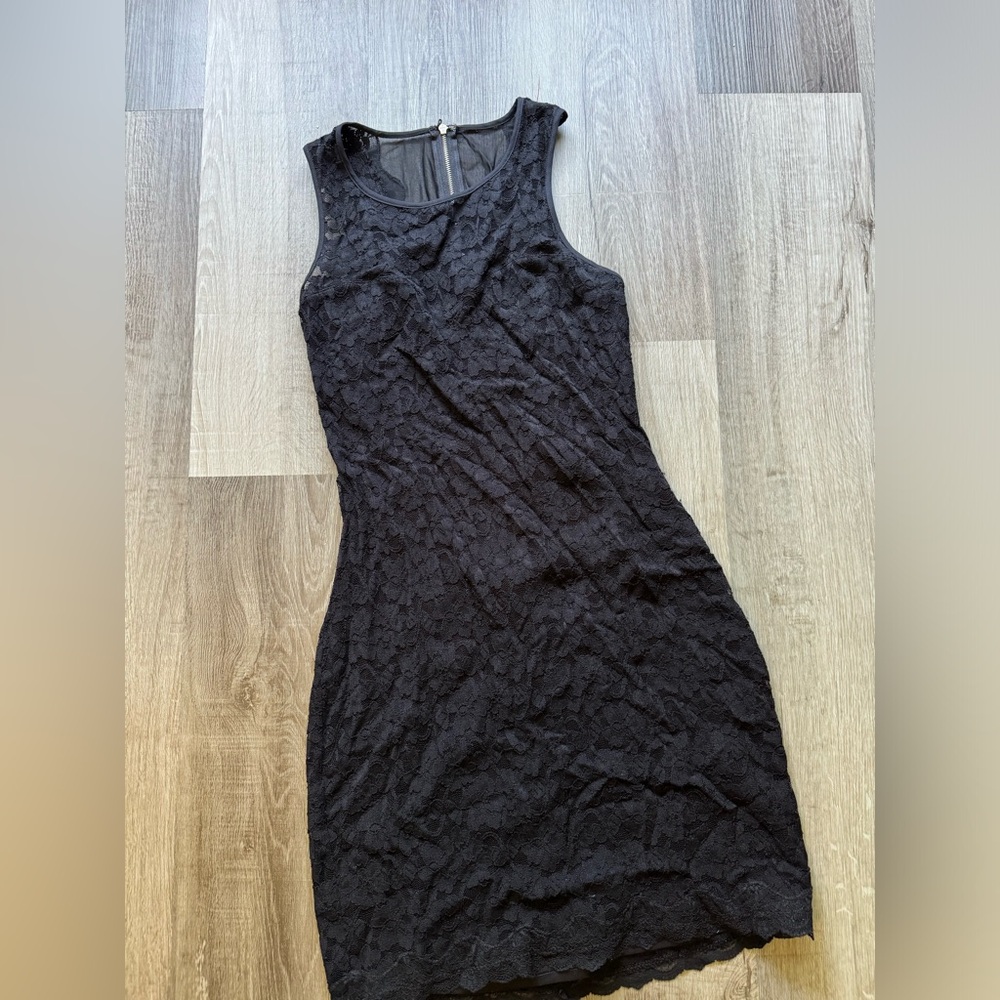 Express black sleeveless lace dress